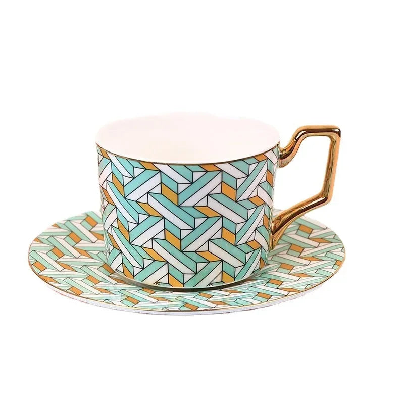 Nordic Moroccan Porcelain Coffee Cup and Saucer Set with Golden Handle Luxury Ceramic Couple Cafe Cups Afternoon Tea Mug 250ml